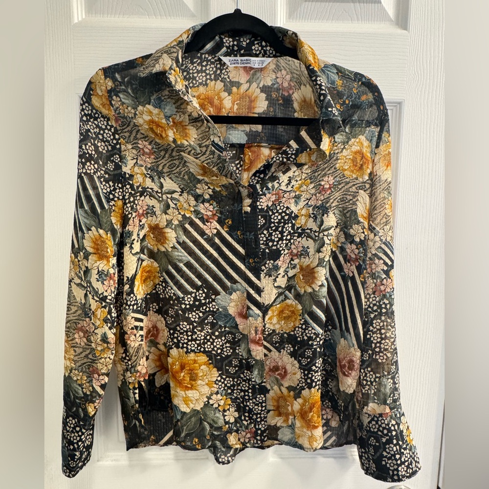 Zara Black Floral Button-Front Blouse with Yellow and Cream Blooms